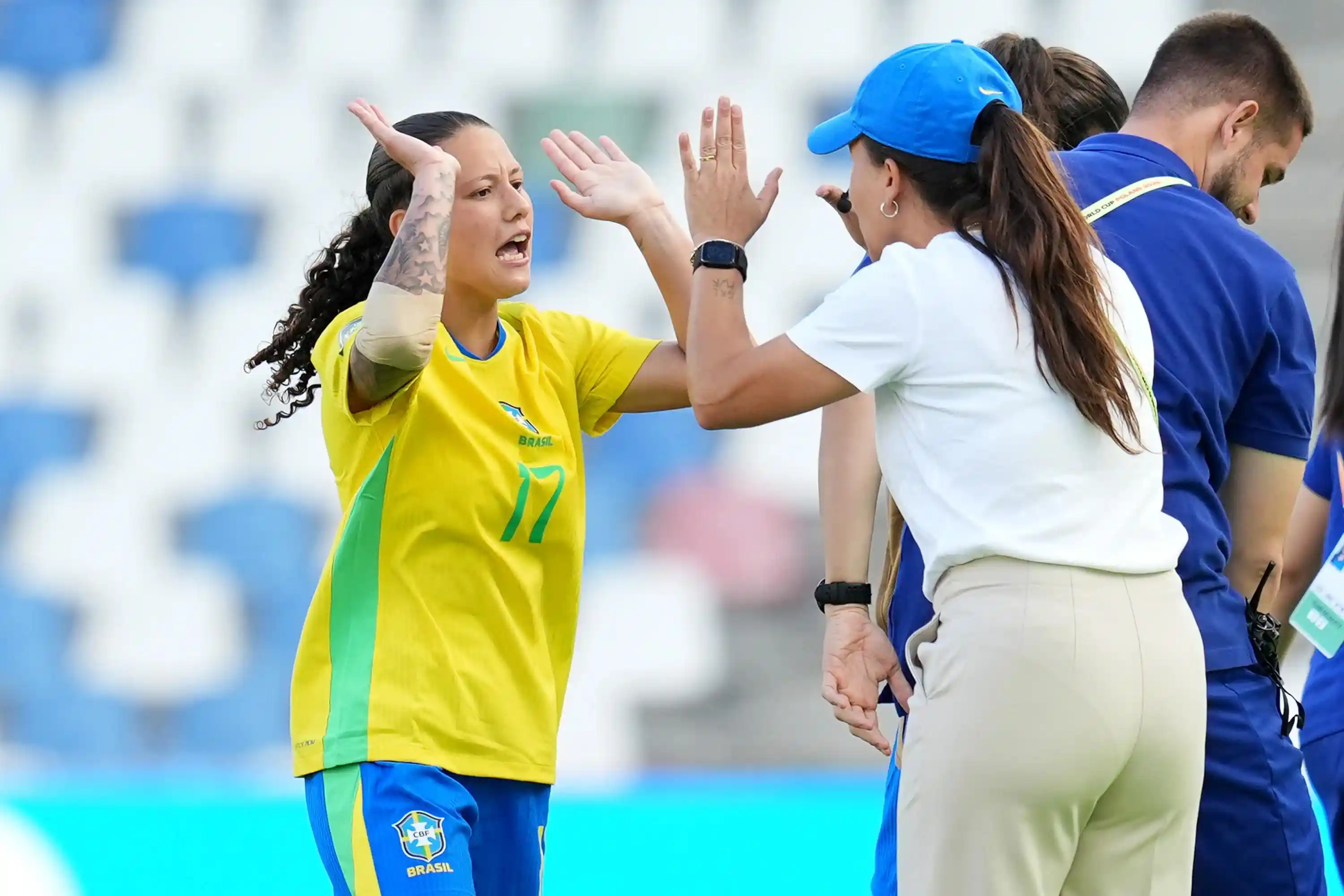 Evelin, Brazil's 5ft 1in 'giant', reaches new heights