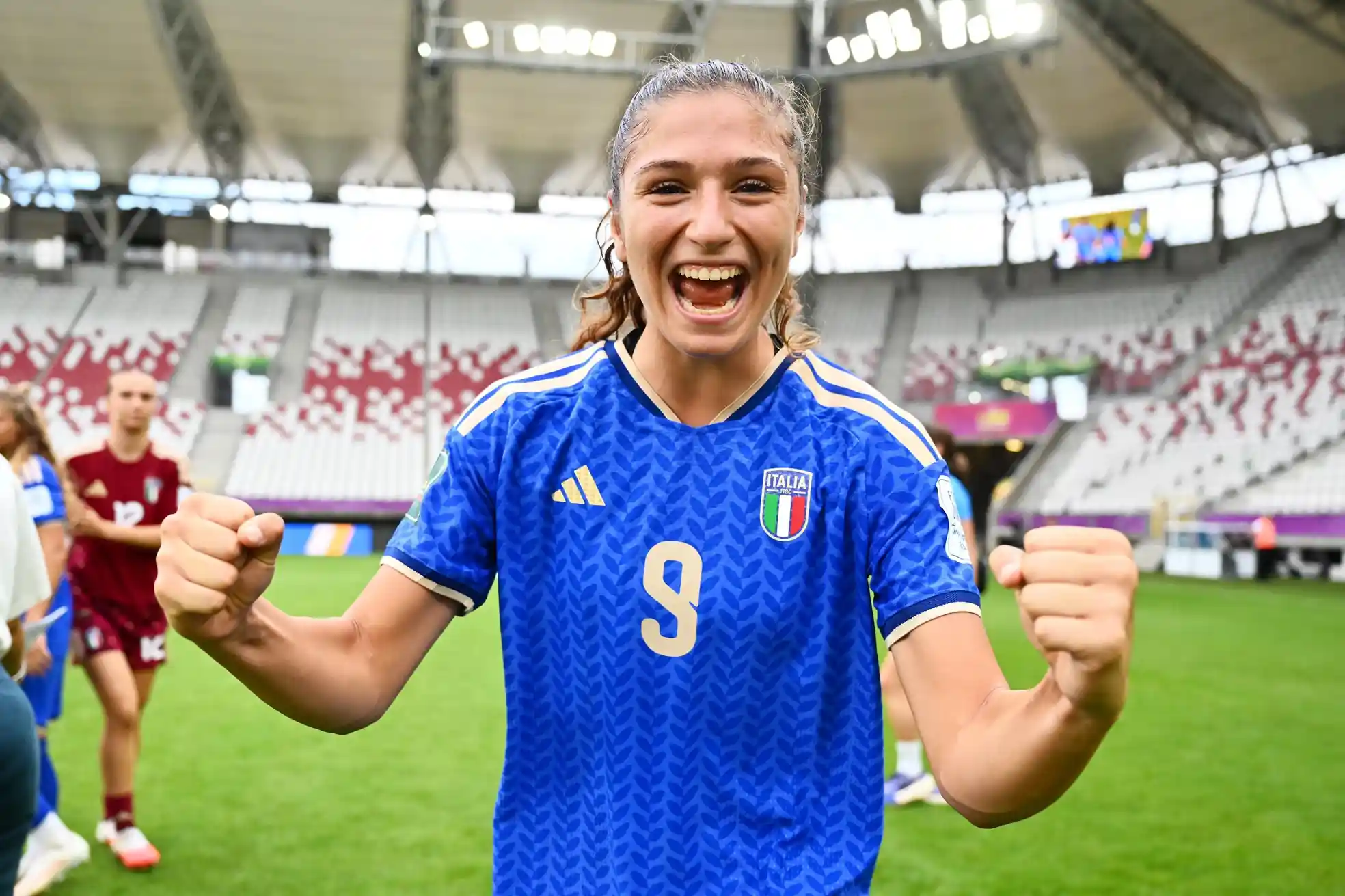Italy reach last 16 as France and Ghana win